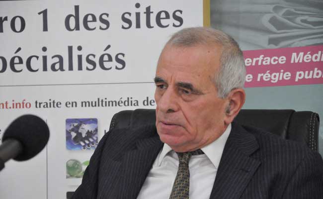 L’ex-ministre des Finances Abdelatif Benachenhou défend la loi Khelil sur les hydrocarbures