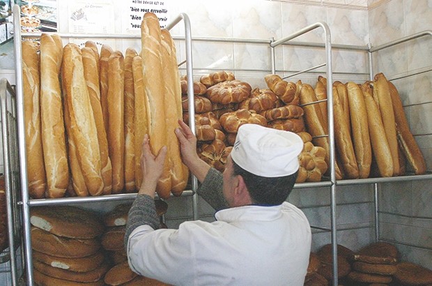 Grogne des boulangers sur les prix : Rezig veut calmer les tensions