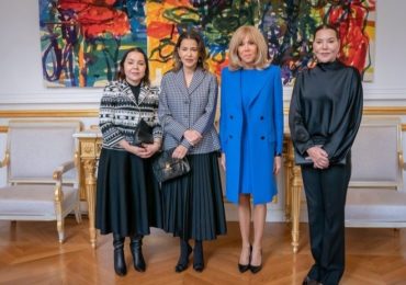 Dégel diplomatique : Brigitte Macron reçoit les sœurs de Mohamed VI à l'Elysée
